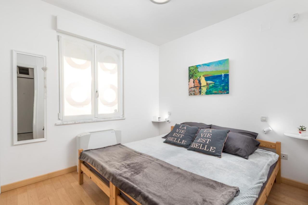Apartment Maja Opatija With Free Private Parking And Lovely Sea View Terrace Eksteriør bilde