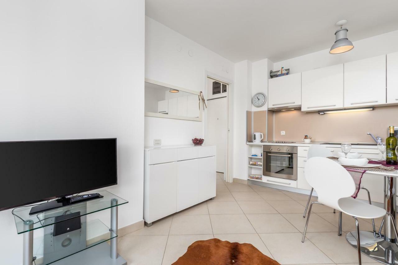 Apartment Maja Opatija With Free Private Parking And Lovely Sea View Terrace Eksteriør bilde